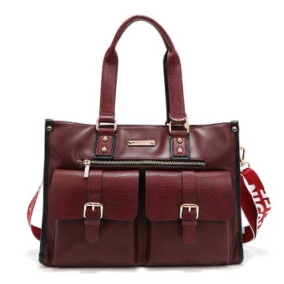 Nicole Lee USA Multi Pocket Messenger Bag